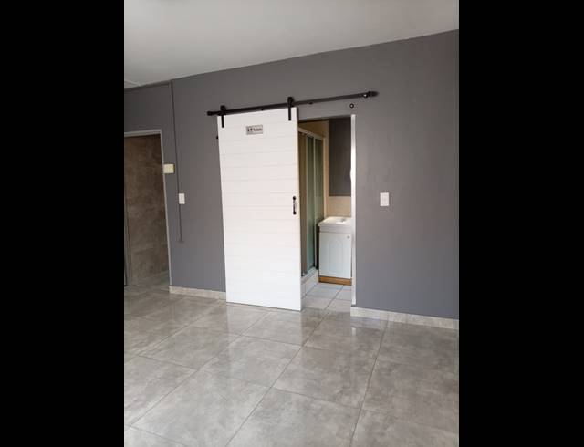 2 BEDROOM APARTMENT TO LET IN DEL JUDOR